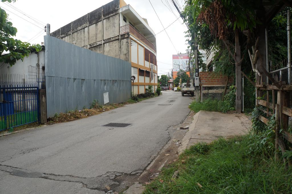Tanyahouse Hotel Chiang Rai Exterior foto