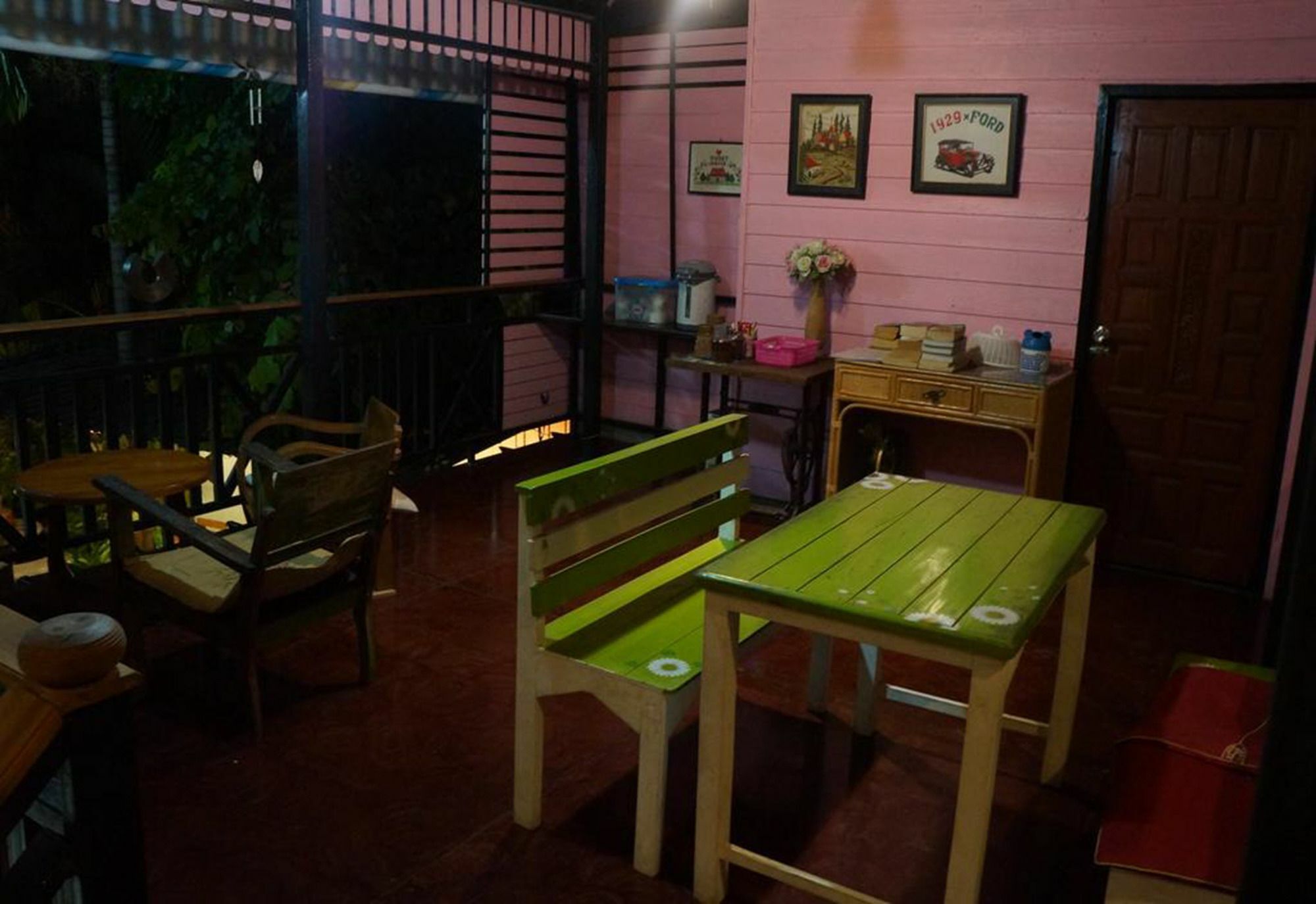 Tanyahouse Hotel Chiang Rai Exterior foto