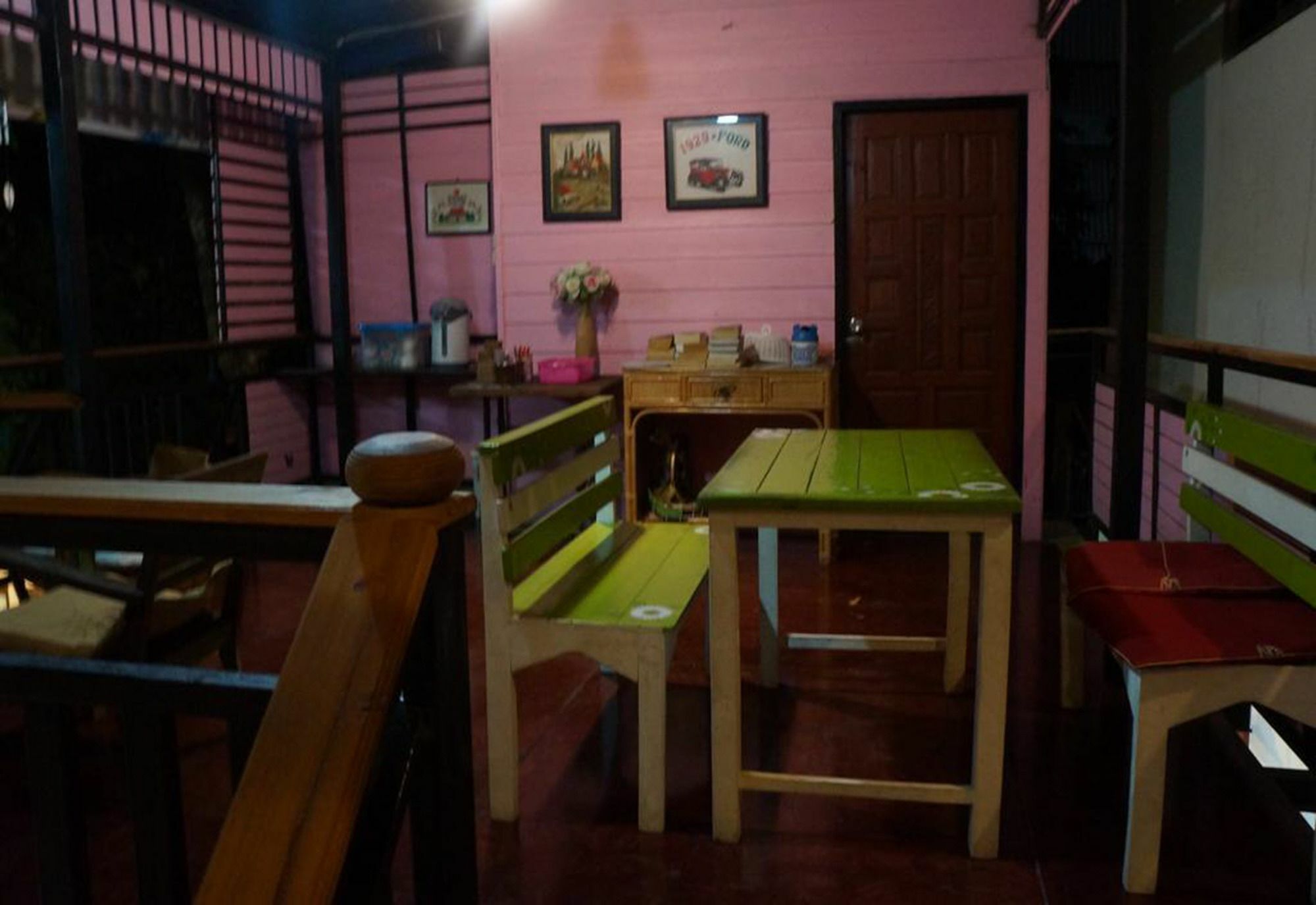 Tanyahouse Hotel Chiang Rai Exterior foto